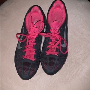 Pretty in pink Women air max size 7